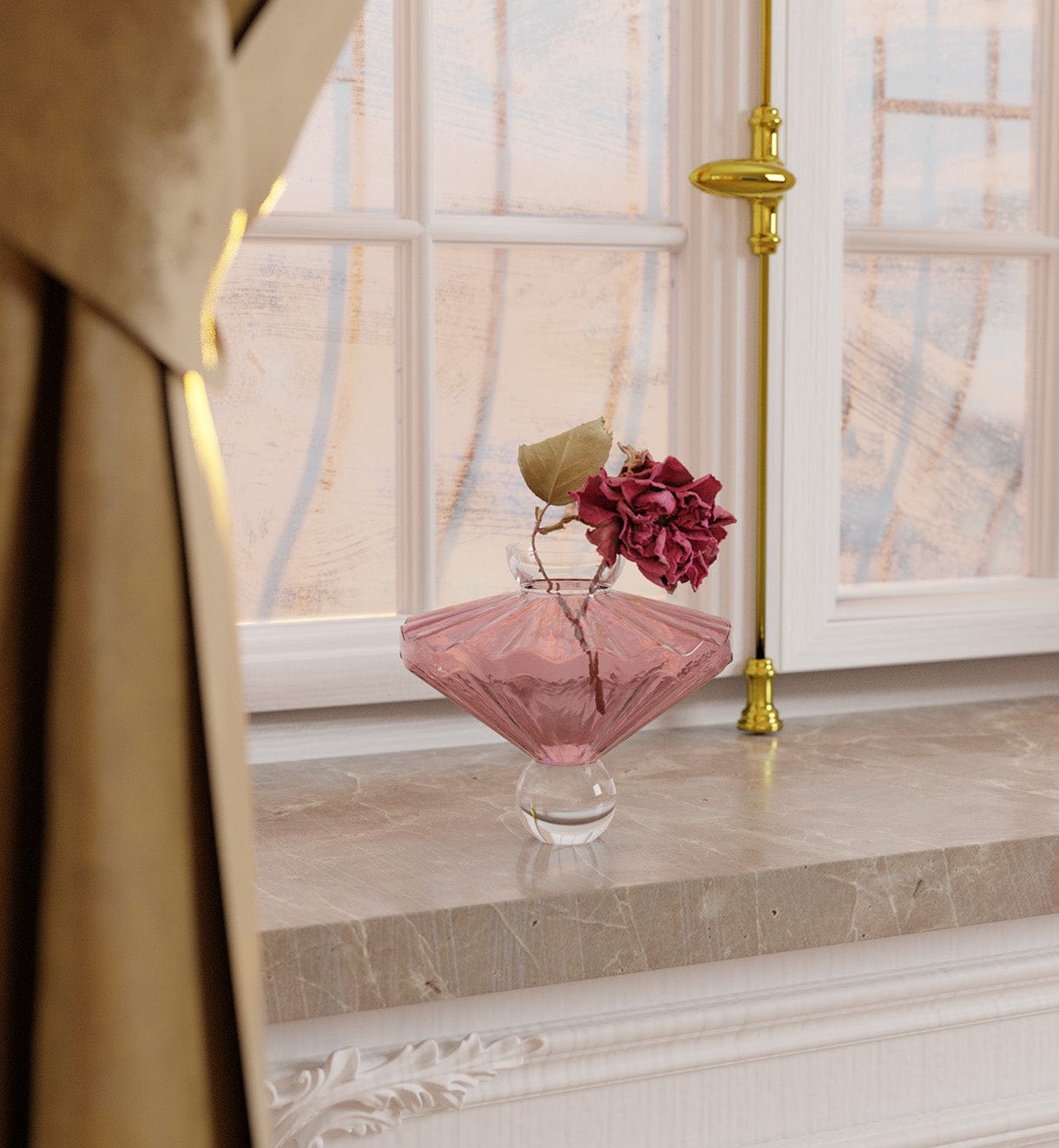 Ballerina Vase in Rose